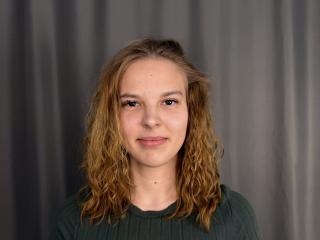 Watch ChayaParrett Live on XLoveCam