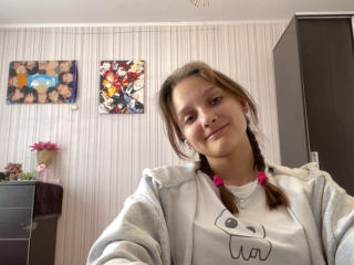 AdrianneEllinger Webcam Porno Live - Photo 4/14