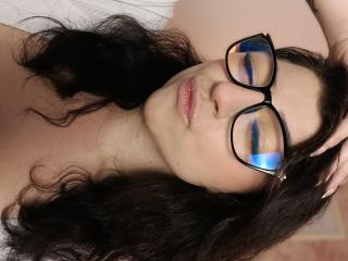 AnntonellaWatson Webcam Porno Live - Photo 8/21