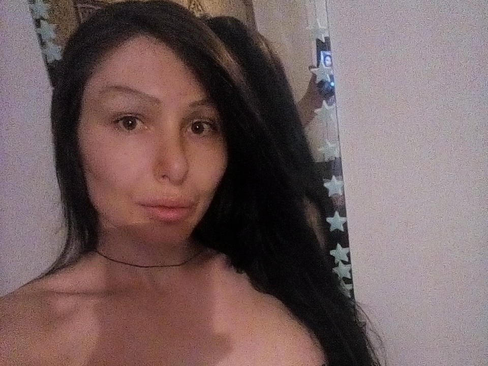 VanessaInteresting — live cam photo 1
