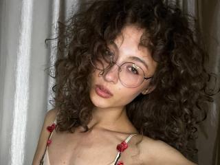 AlyceErway Webcam Porno Live - Photo 9/21