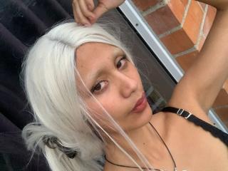 AliceFirek Webcam Porno Live - Photo 9/21