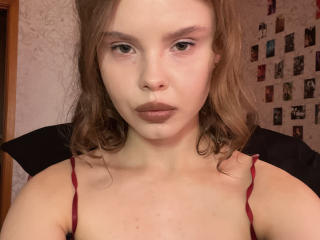 CheliaFloerke Webcam Sex Direct - Photo 9/9