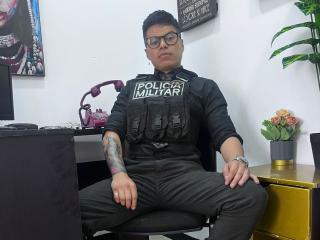 Watch AquilesTaylor Live on XLoveCam