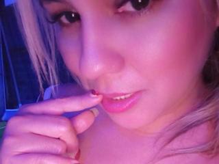 CamilaNoer Image Gallery