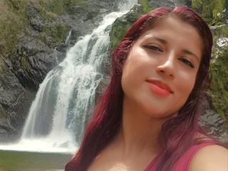 AlisRoberts Webcam Porno Live - Photo 11/21