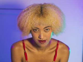 AlishaEbony Image Gallery