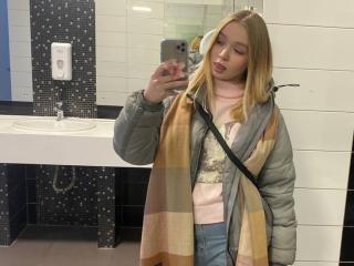 AnnamaeSvehla Webcam Porno Live - Photo 10/12