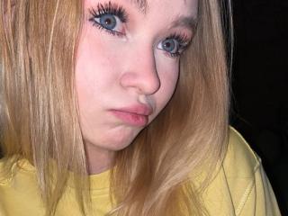 AnnamaeSvehla Webcam Porno Live - Photo 4/12