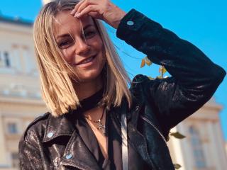 BelleLisaG Image Gallery