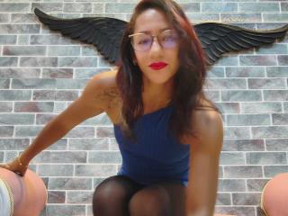 SamanthaCorine Blowjob XXX Cams - Photo 6/21