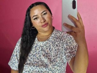 SoftLatina Blowjob XXX Cams - Photo 7/21