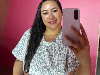 SoftLatina Blowjob XXX Cams - Photo 5/21