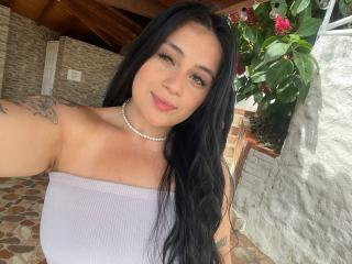 AnnyBentleii Webcam Porno Live - Photo 19/21