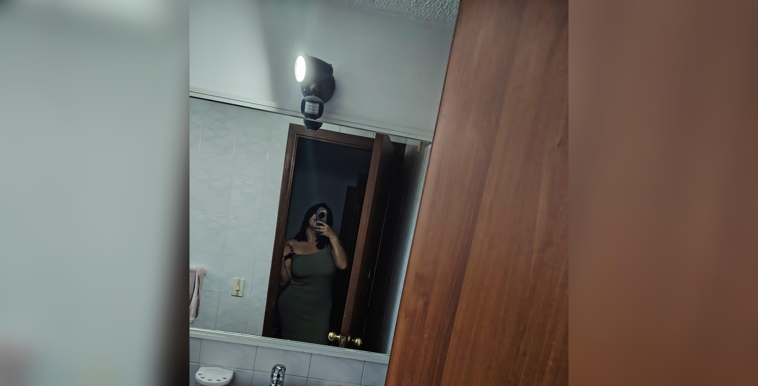 webcam model ZoeyGrey from XloveCam webcam model ZoeyGrey from XloveCam