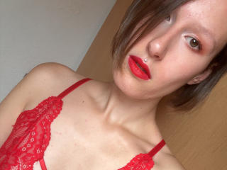 Watch  JadeFrenchKiss live on XLoveCam