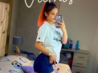 ZoeTaylorl MILF Live - Photo 11/21