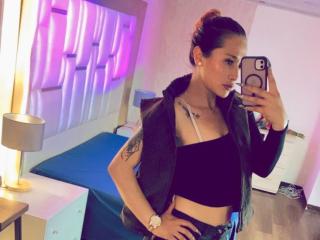 ZoeTaylorl MILF Live - Photo 5/21