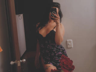 ElizabethMacy Boobs Liveshow - Photo 20/21