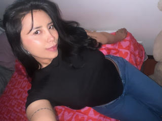 ElizabethMacy Boobs Liveshow - Photo 18/21