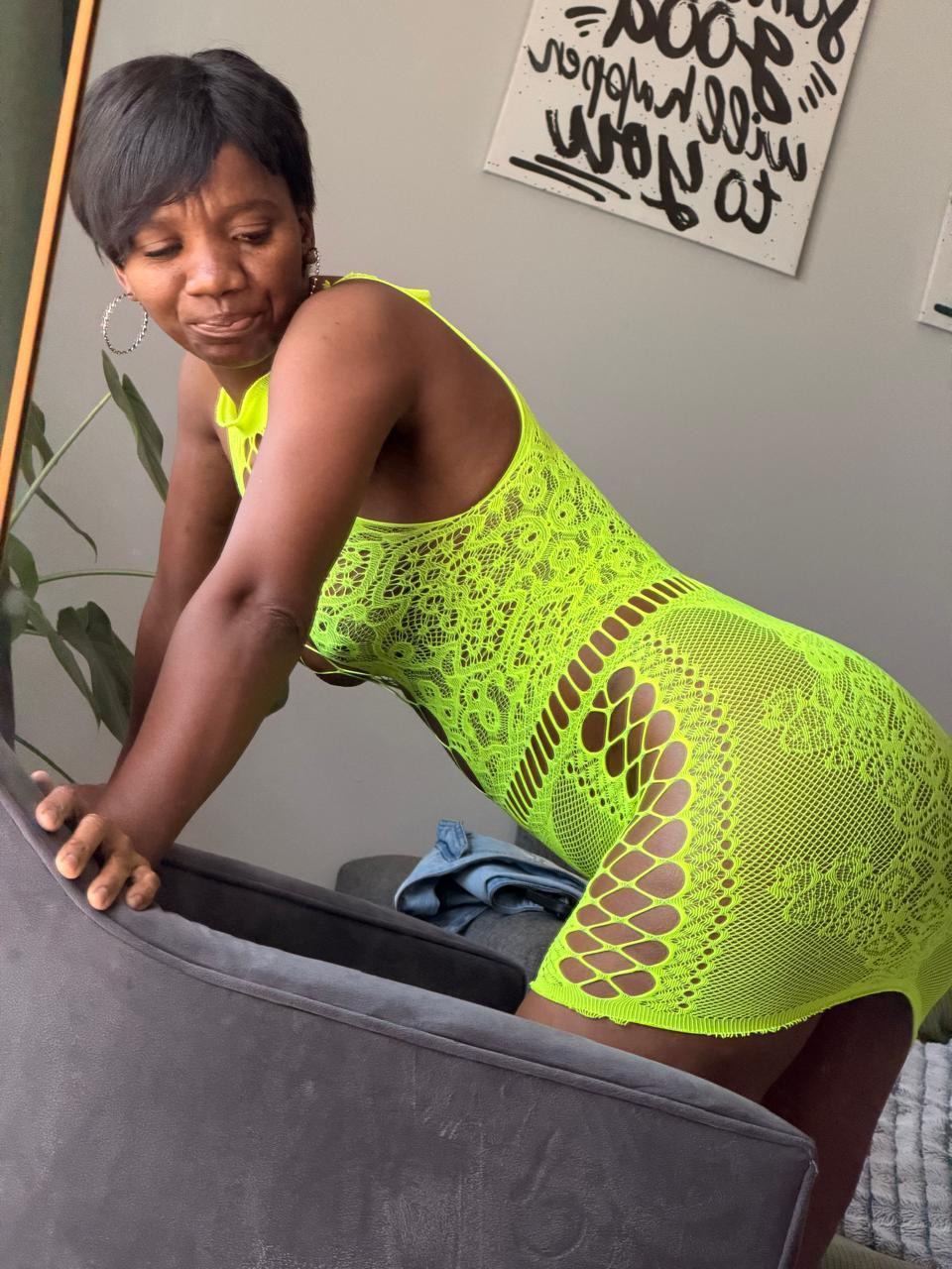 webcam model NewBootyX from XloveCam webcam model NewBootyX from XloveCam
