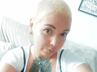 AlinaMatei Webcam Porno Live - Photo 4/21