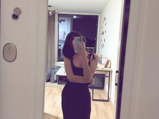 LaurineNghiem Anal en Webcam Live - Photo 5/11