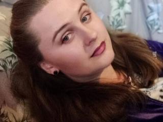 Watch  BettyBloom-hot live on XLoveCam