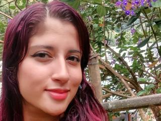 AlisRoberts Webcam Porno Live - Photo 8/21