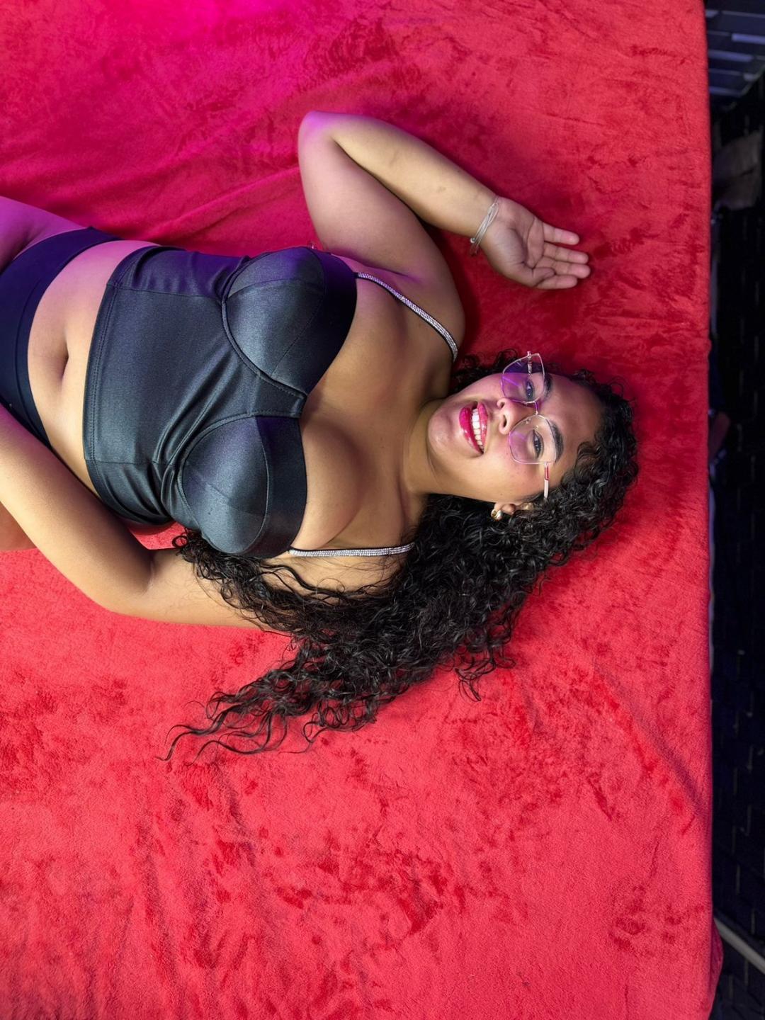 webcam model AshelyJenner from XloveCam webcam model AshelyJenner from XloveCam
