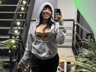 MiaPresscot Hot Liveshows - Photo 8/21