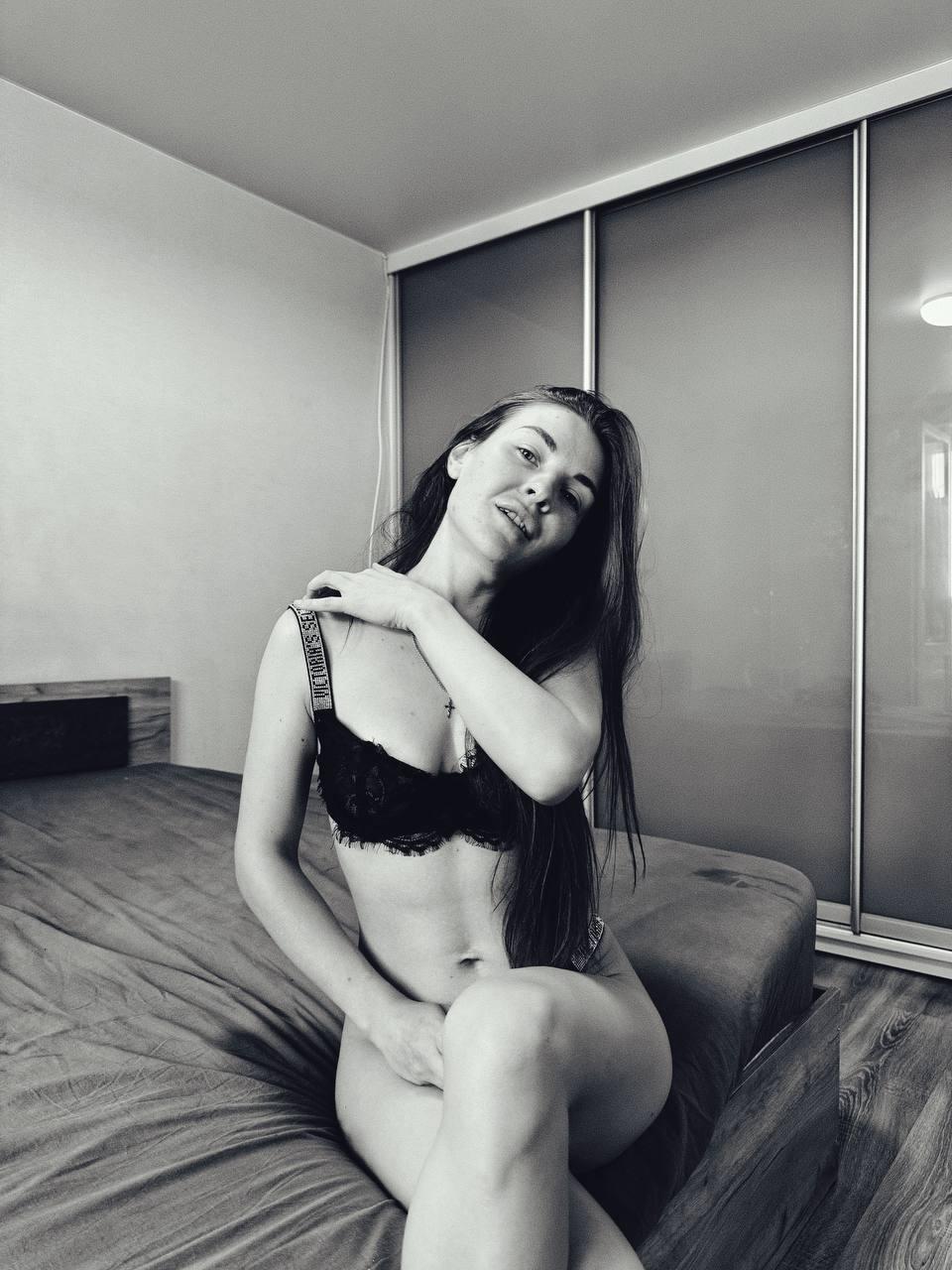 webcam model LumiEmma from XloveCam webcam model LumiEmma from XloveCam