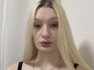 Watch HarrietStahoski Live on XLoveCam