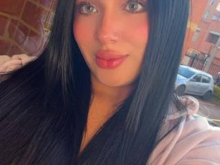 LillyTaylor Anal en Webcam Live - Photo 14/21