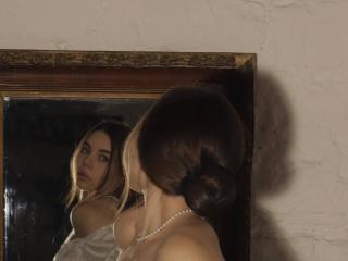 AzzieStelman Webcam Porno Live - Photo 4/19