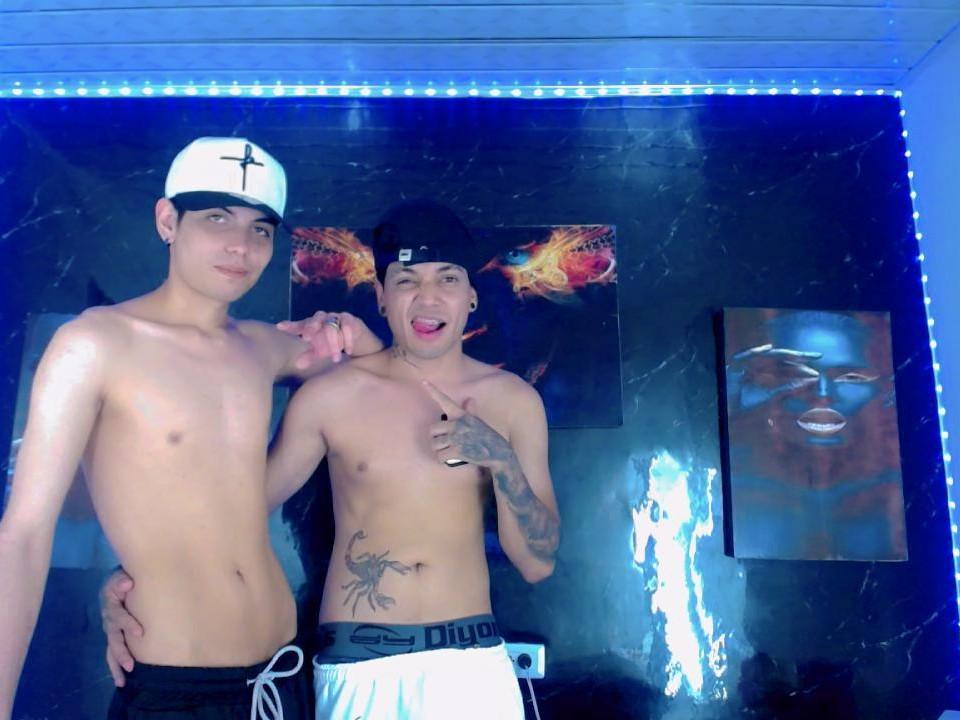 TheShiningMen — live cam photo 3