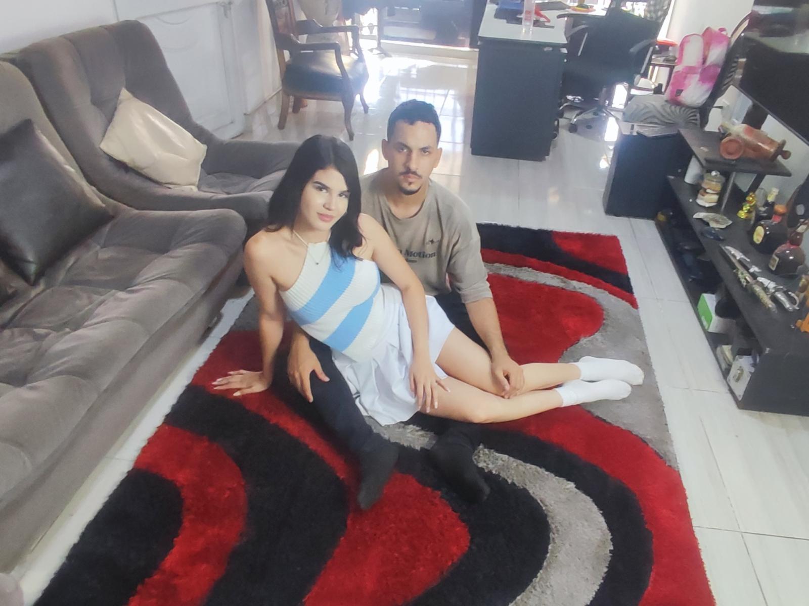 JadeAndBob — live cam photo 1