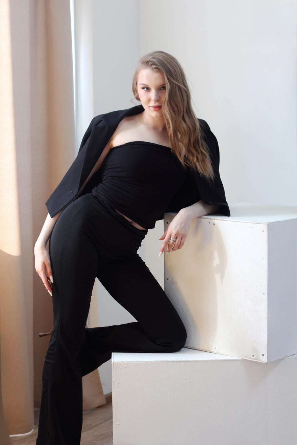 webcam model SnezhanaMeir from XloveCam webcam model SnezhanaMeir from XloveCam