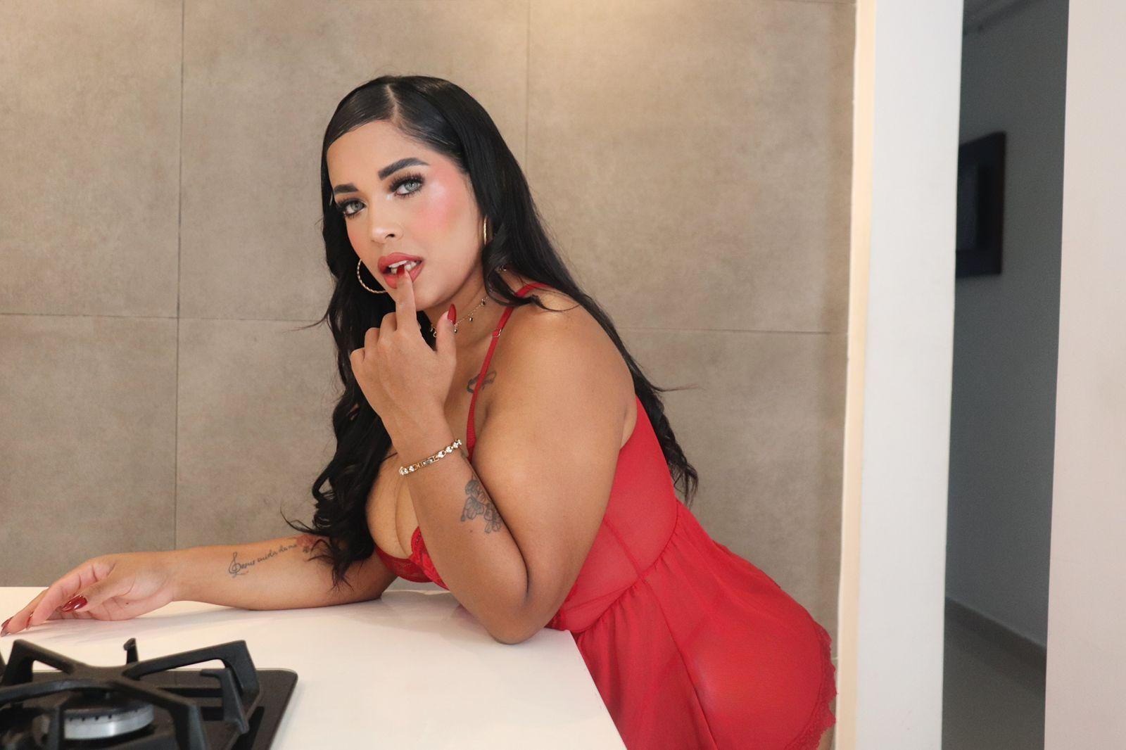 webcam model LanaRossel from XloveCam webcam model LanaRossel from XloveCam