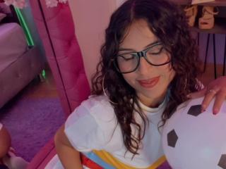 MyaaTyler Hot Liveshows - Photo 9/21