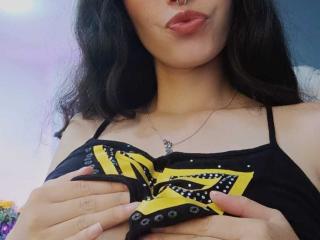SamanthaBlow Image Gallery