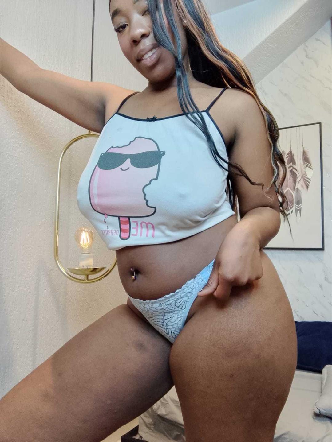 webcam model JazaraKoral from XloveCam webcam model JazaraKoral from XloveCam