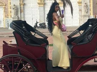 EmmaEbony Boobs Liveshow - Photo 20/21