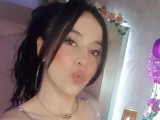 SharonKm Blowjob XXX Cams - Photo 21/21