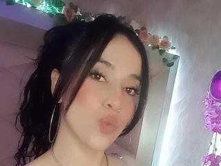 SharonKm Blowjob XXX Cams - Photo 14/21