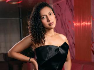 Watch AlissonAdams Live on XLoveCam