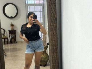 SharonKlart Blowjob XXX Cams - Photo 15/21