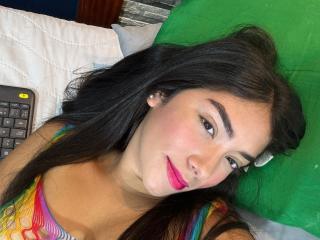 SharonKlart Blowjob XXX Cams - Photo 8/21
