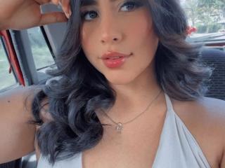 OliviaSanda Masturbation Cam Video - Photo 9/12