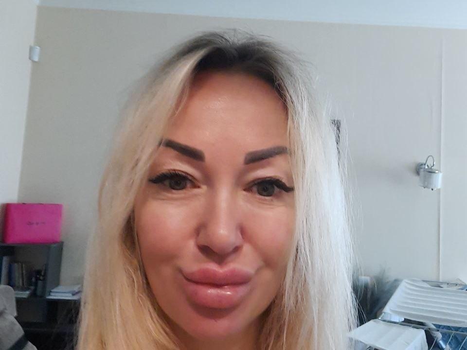 MysteryLaddy — live cam photo 6